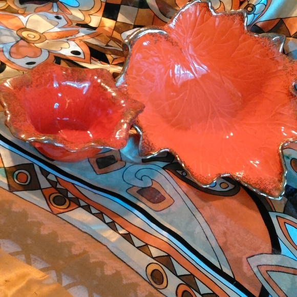 2 VINTAGE BURNT ORANGE MID-CENTURY BOWLS - Picture 6 of 7